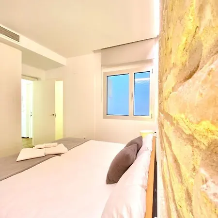 Apartment Magnificent Double Bedroom At Santa Cruz
